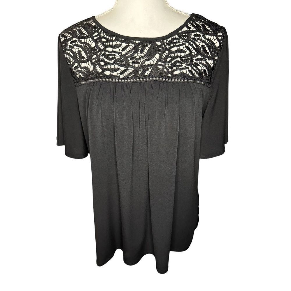 Adrianna Papell Women’s Lace Short Sleeved Flowy Top Size Large